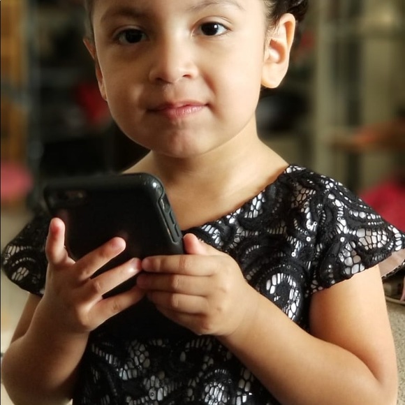 Meet your Posher, Keren - Picture 3 of 3